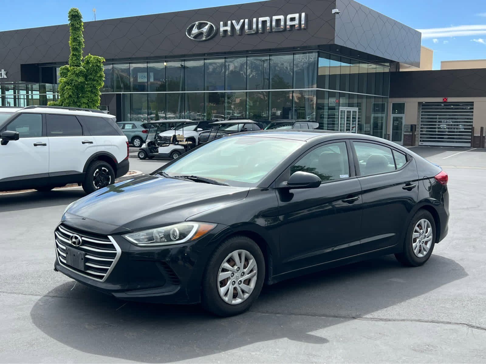 2017 HYUNDAI Elantra