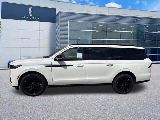 2026 LINCOLN Navigator L