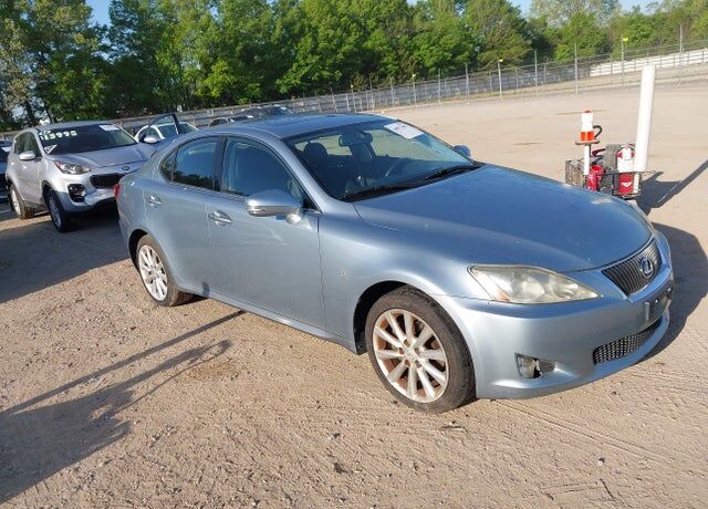 2009 LEXUS IS