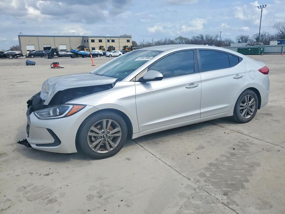 2018 HYUNDAI Elantra
