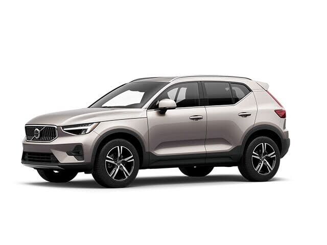 2023 VOLVO XC40