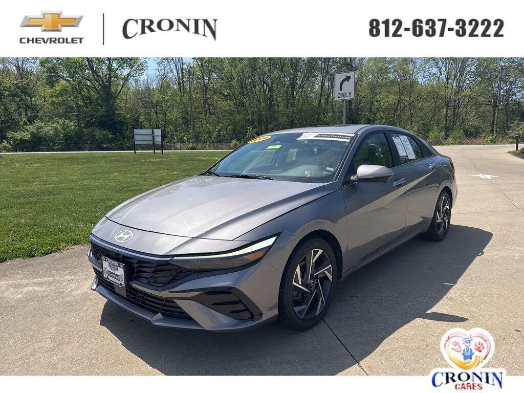 2024 HYUNDAI Elantra