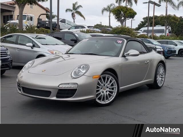 2011 PORSCHE 911