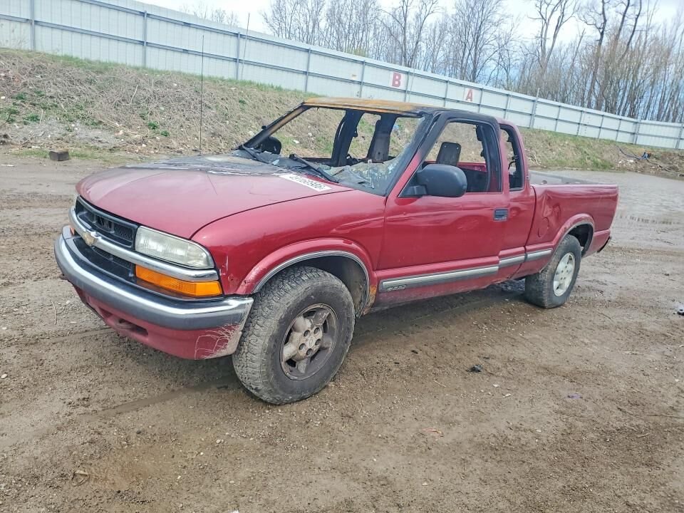 2002 CHEVROLET S-10 Pickup