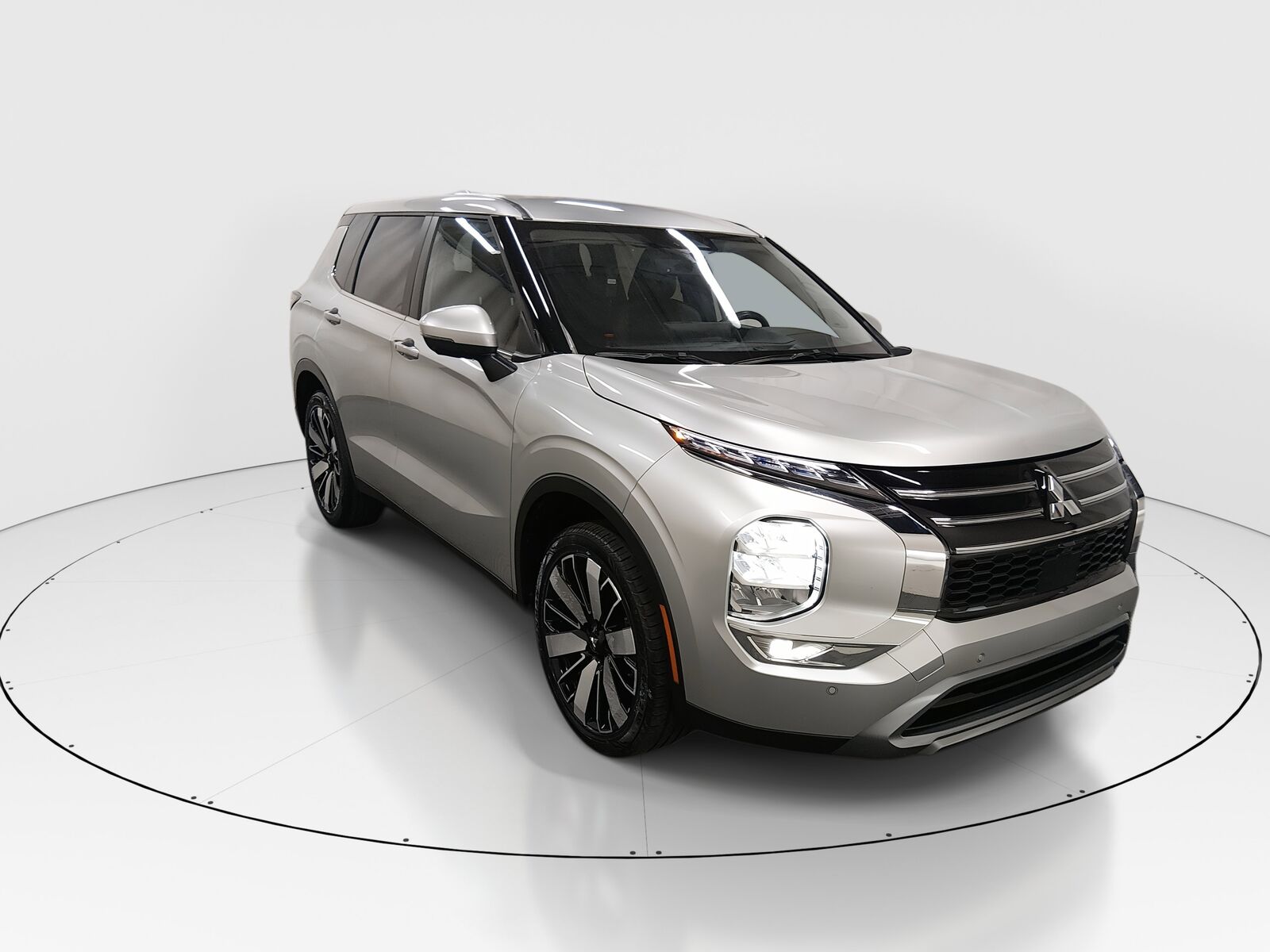 2025 MITSUBISHI Outlander