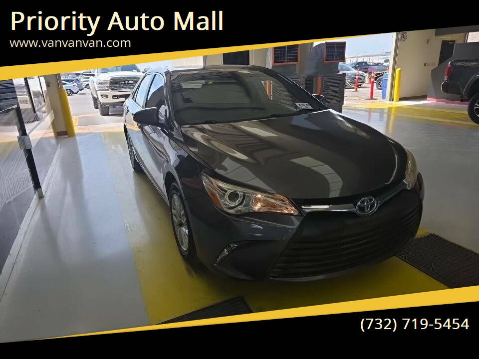 2016 TOYOTA Camry