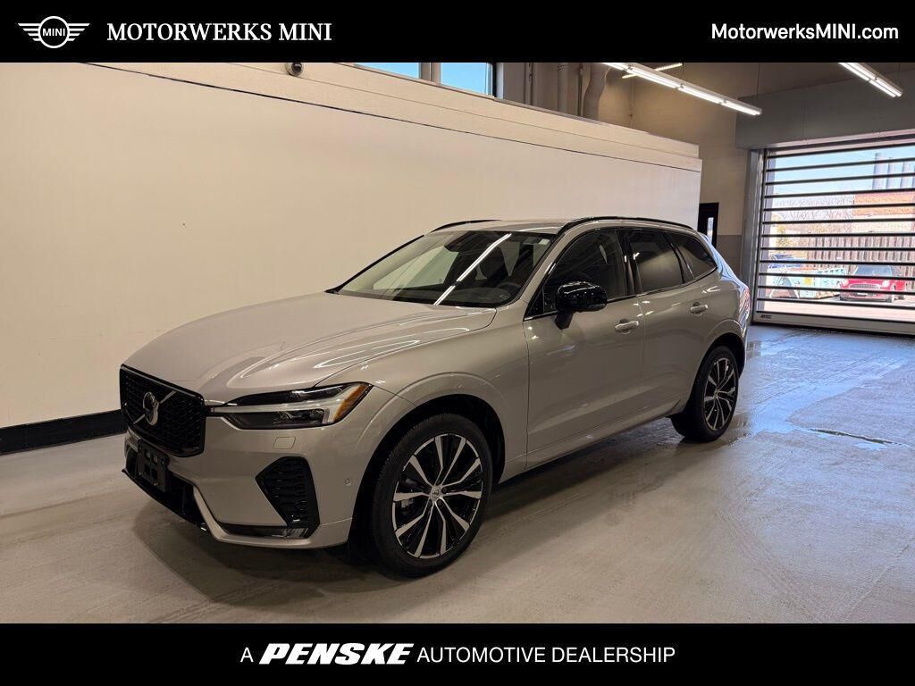 2025 VOLVO XC60