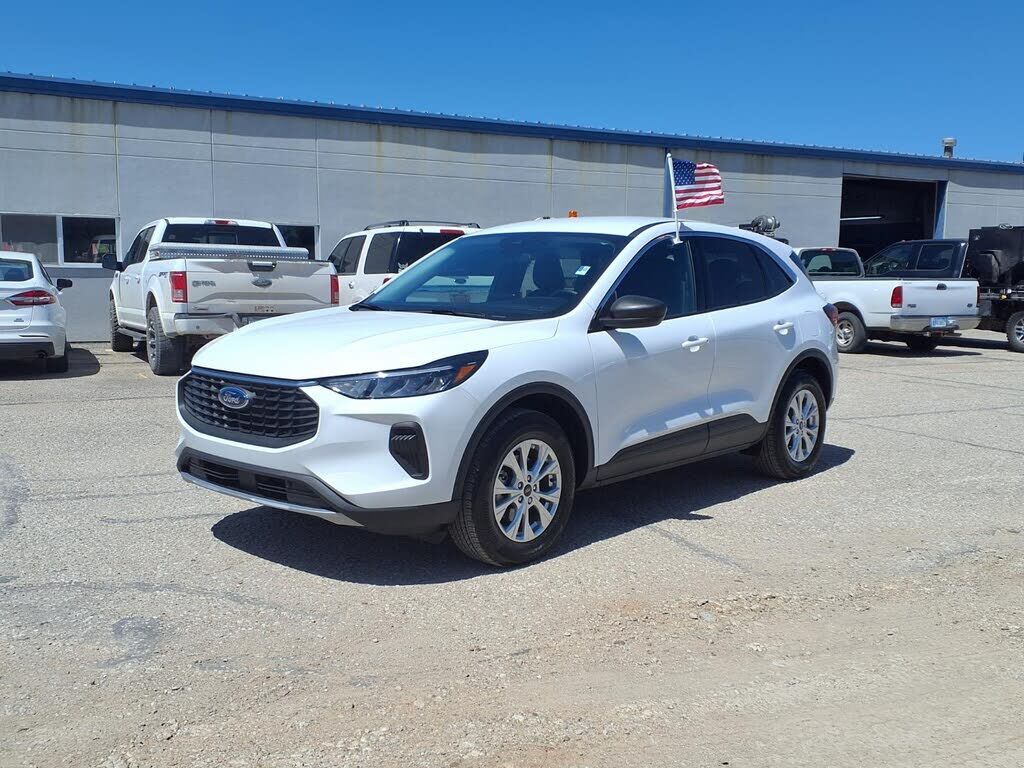 2024 FORD Escape