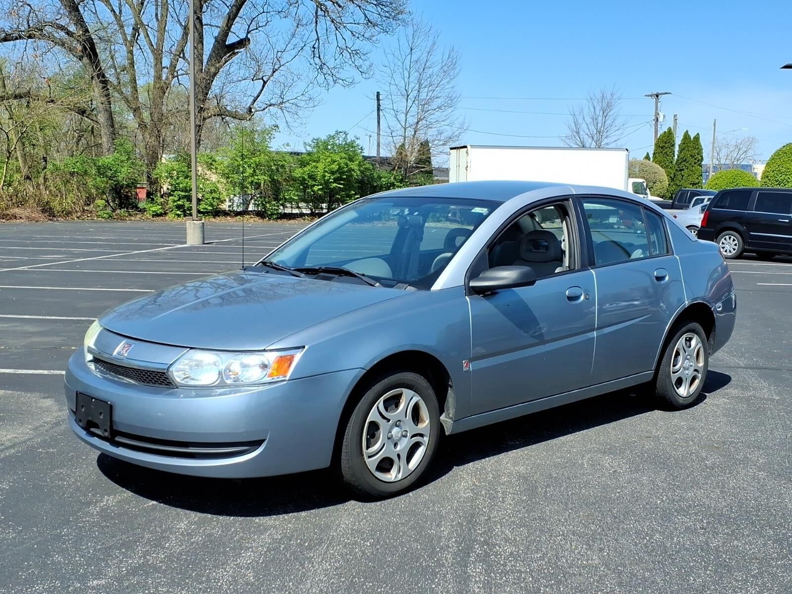 2003 SATURN Ion