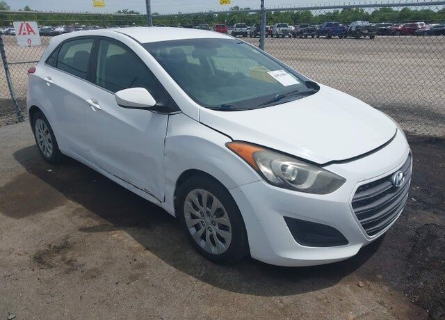 2017 HYUNDAI Elantra GT