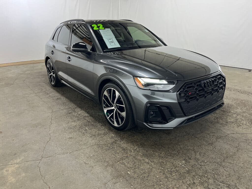2022 AUDI SQ5