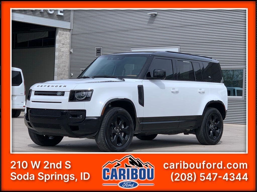 2024 LAND ROVER Defender