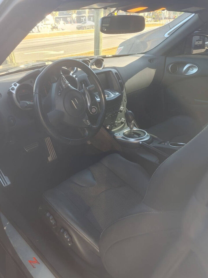 2019 NISSAN 370Z