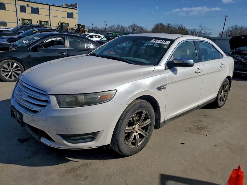 2014 FORD Taurus