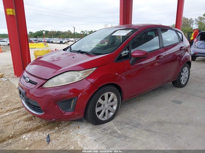2011 FORD Fiesta