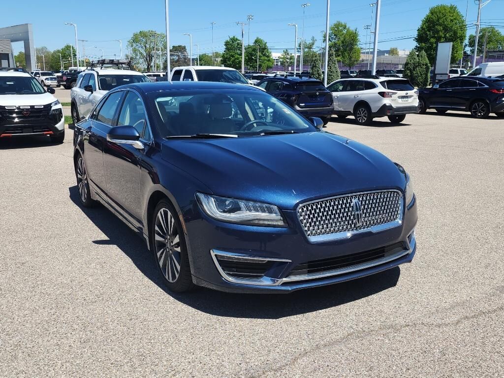 2017 LINCOLN MKZ