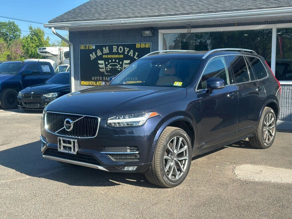 2017 VOLVO XC90