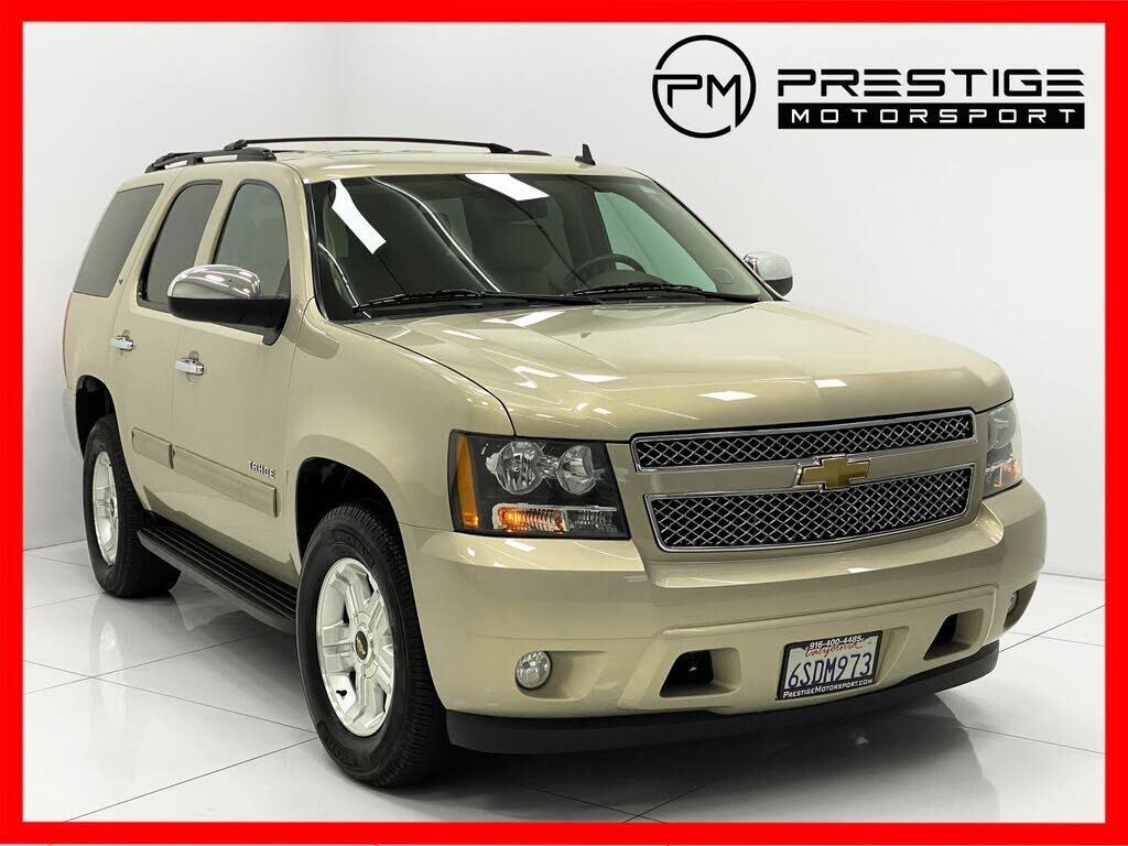 2011 CHEVROLET Tahoe