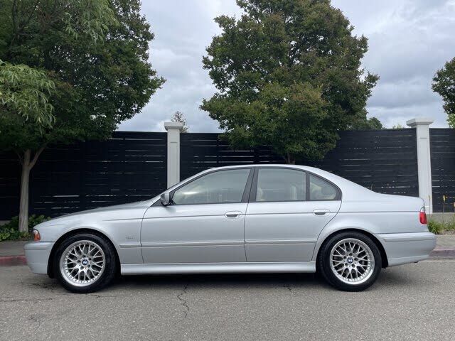 2001 BMW 5 Series