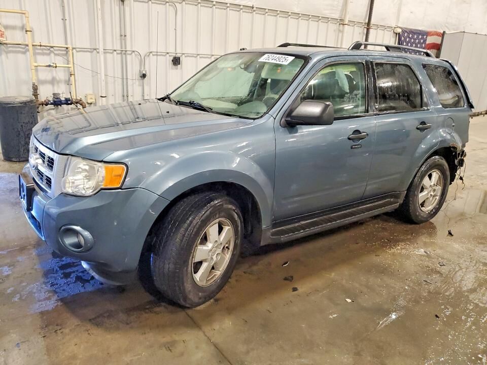 2010 FORD Escape