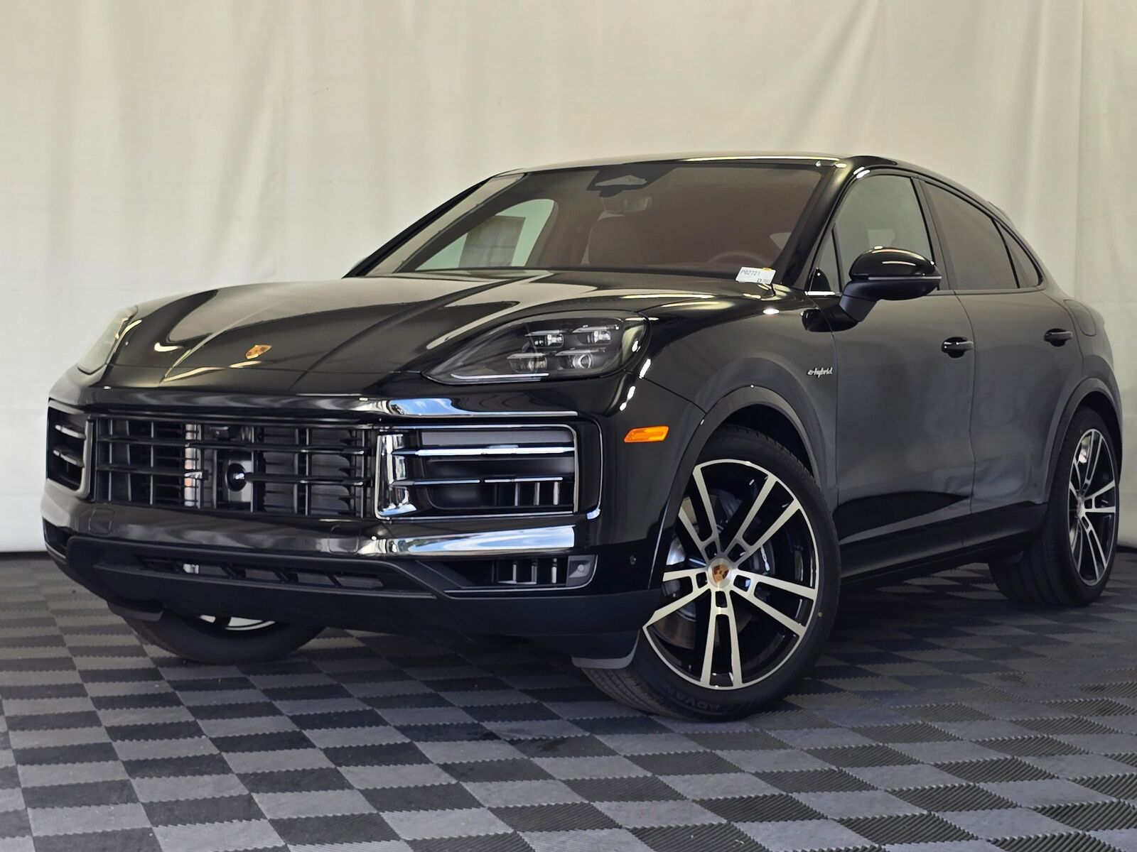 2026 PORSCHE Cayenne