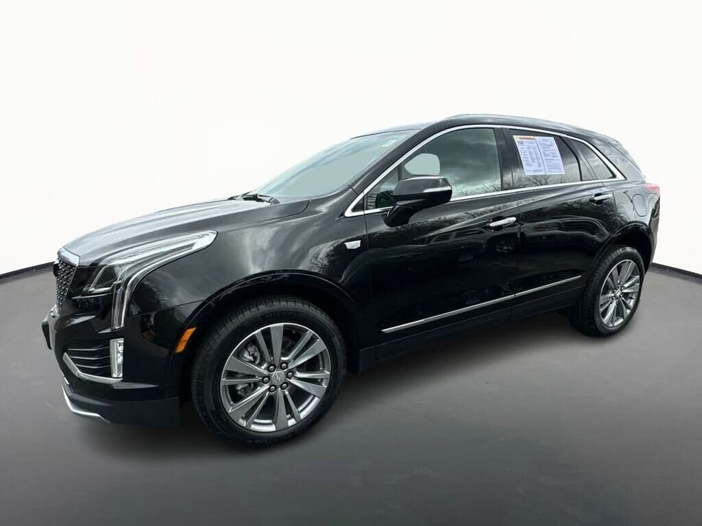2025 CADILLAC XT5