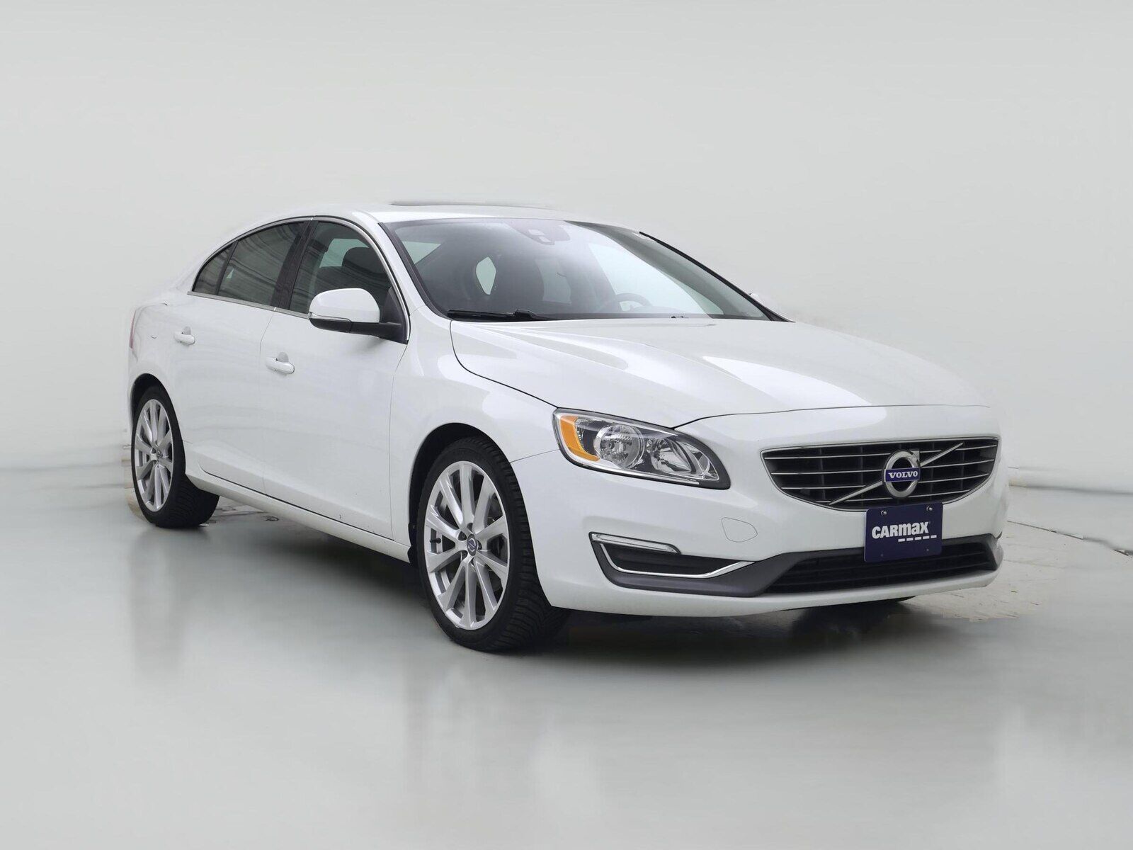 2016 VOLVO S60