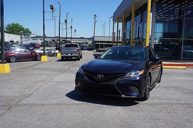 2020 TOYOTA Camry