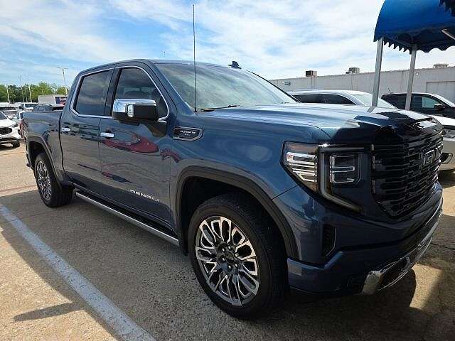 2025 GMC Sierra