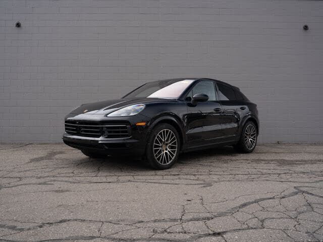 2023 PORSCHE Cayenne