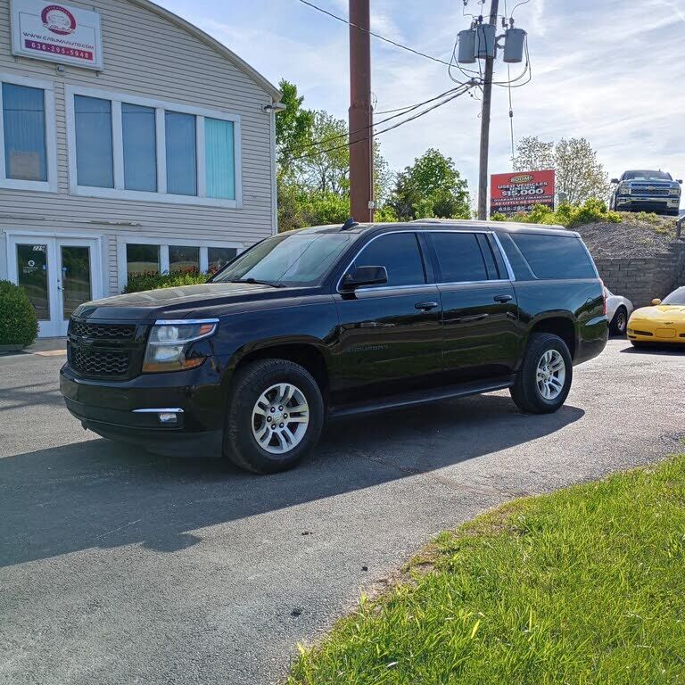2019 CHEVROLET Suburban