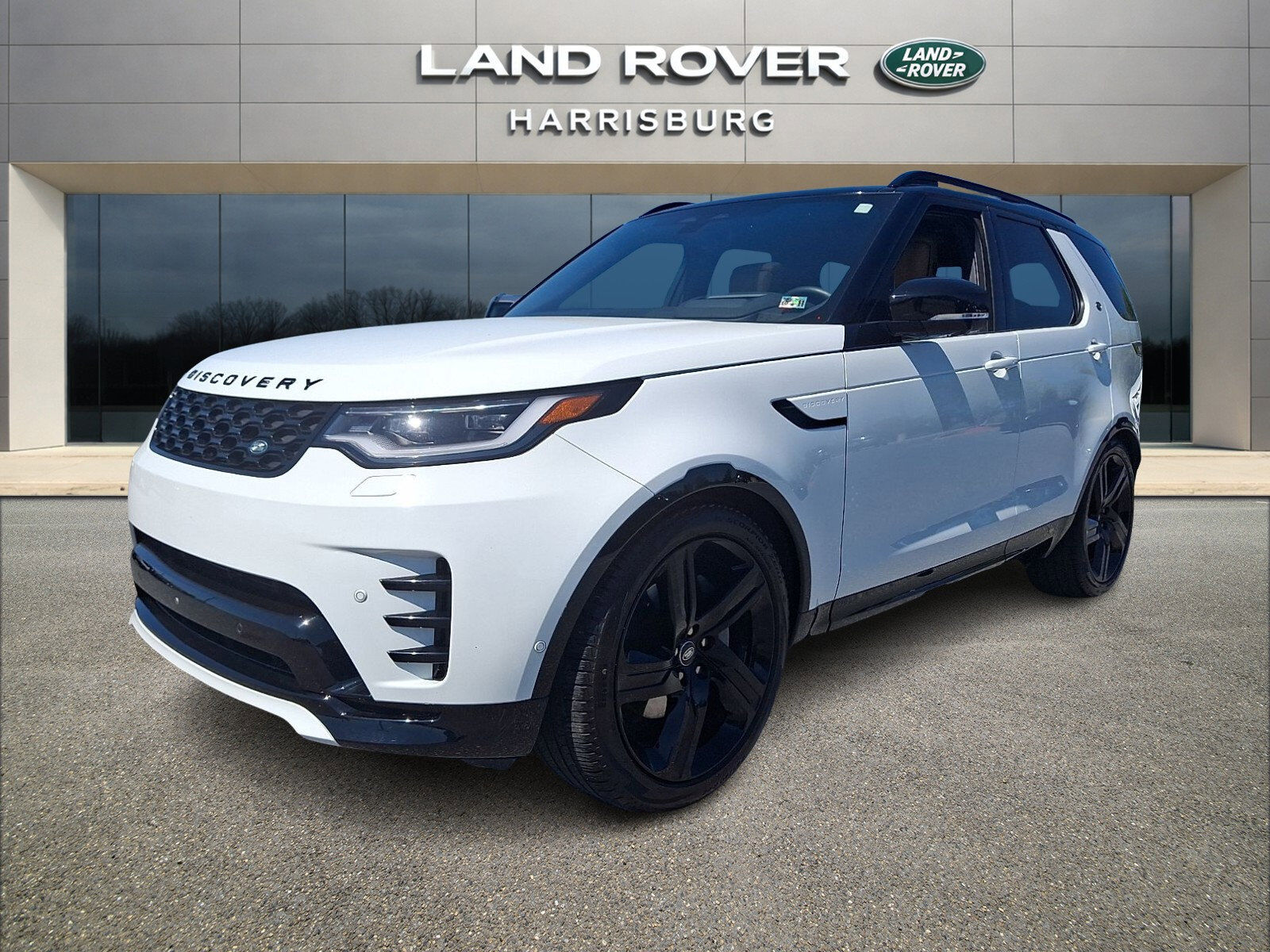 2024 LAND ROVER Discovery
