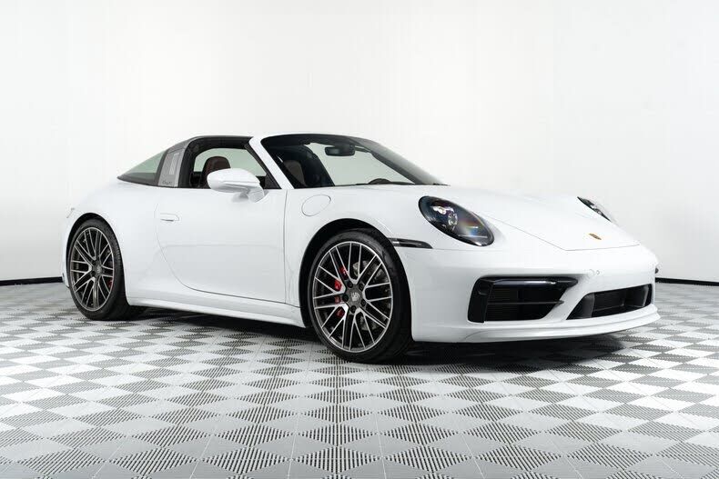 2021 PORSCHE 911