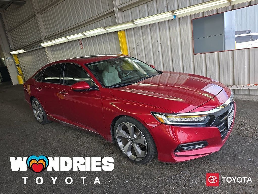 2018 HONDA Accord