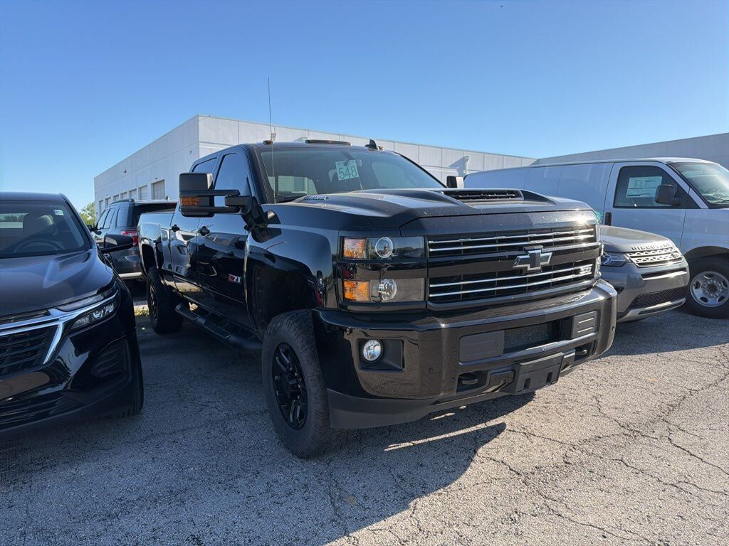 2018 CHEVROLET Silverado