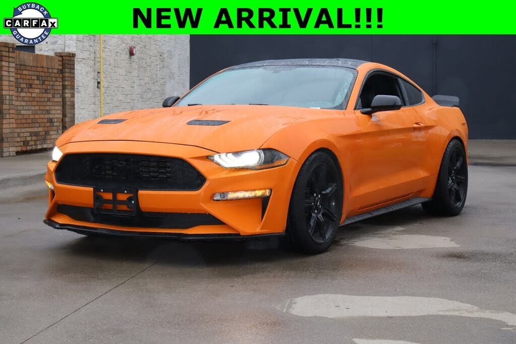 2020 FORD Mustang