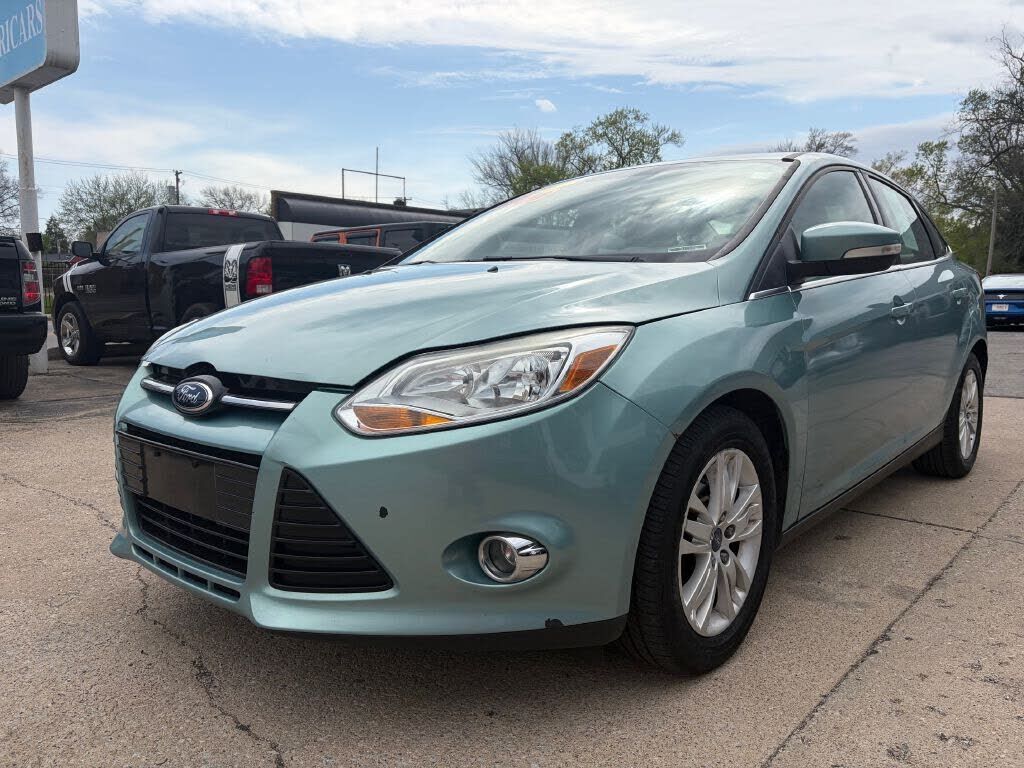 2012 FORD Focus