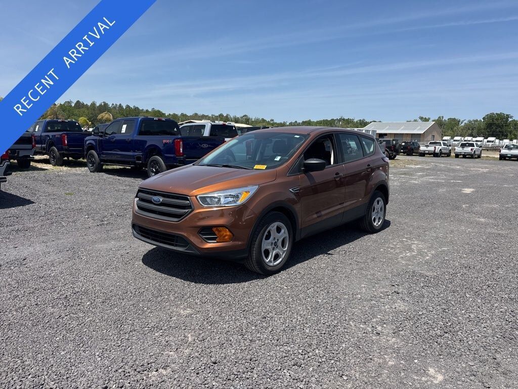 2017 FORD Escape