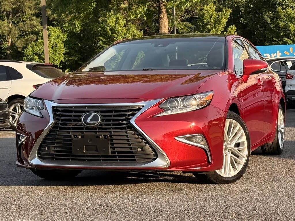 2016 LEXUS ES