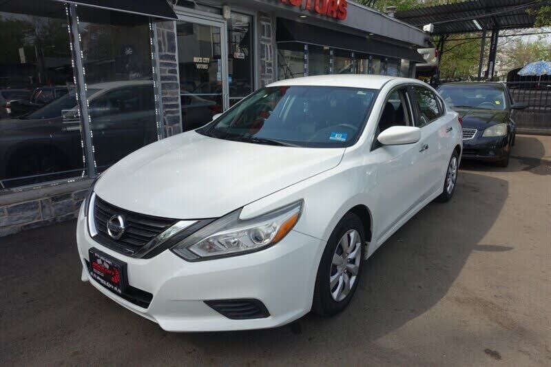 2016 NISSAN Altima