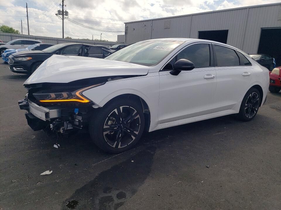 2023 KIA K5