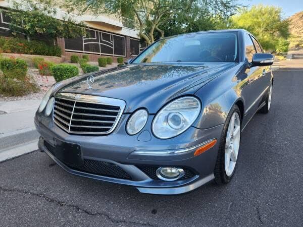 2009 MERCEDES-BENZ E-Class