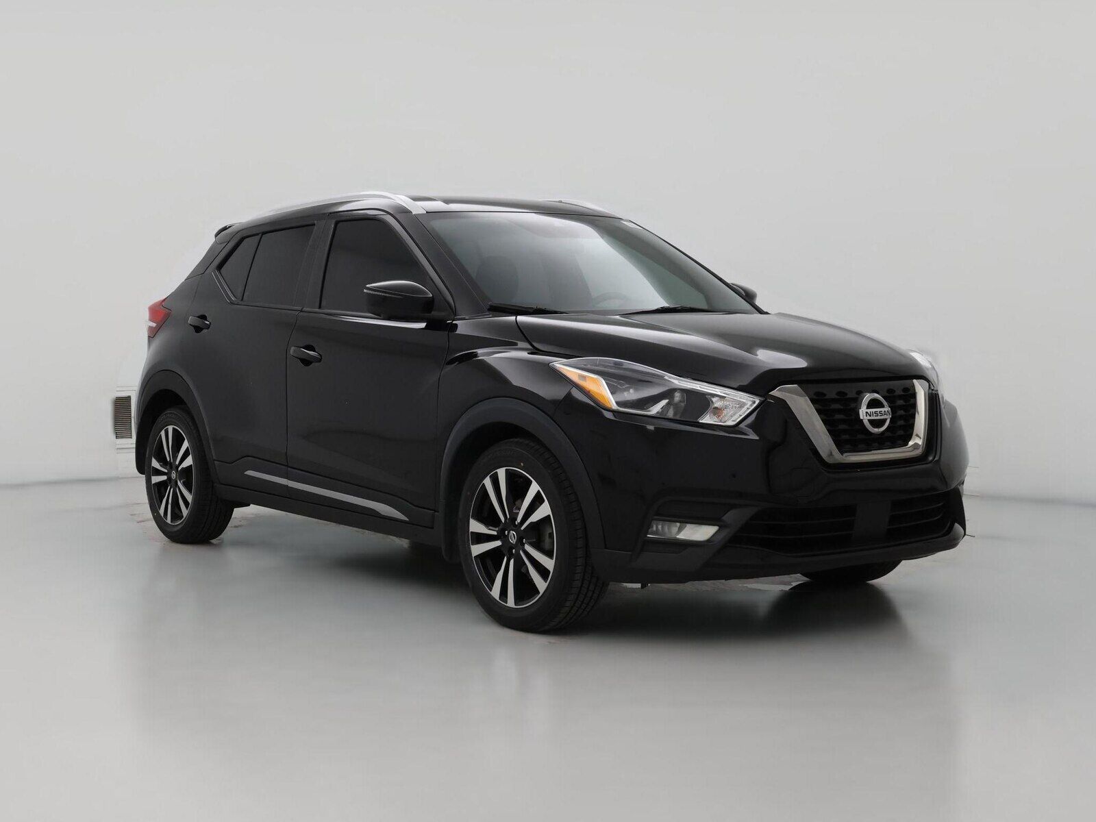 2020 NISSAN Kicks