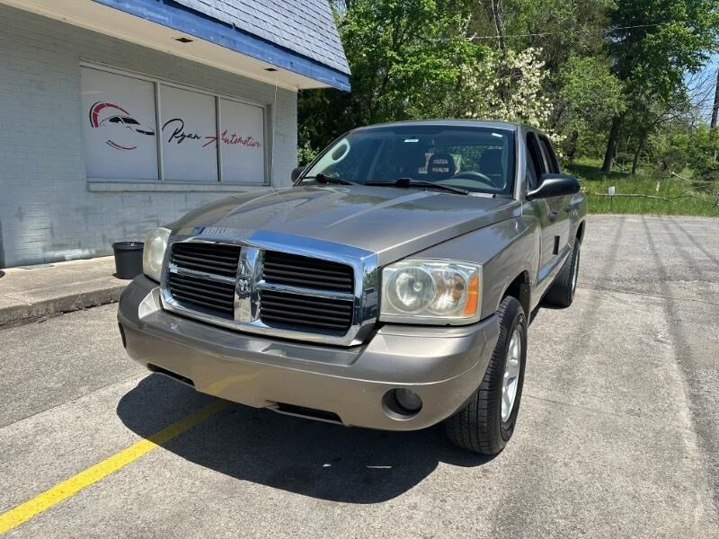 2006 DODGE Dakota