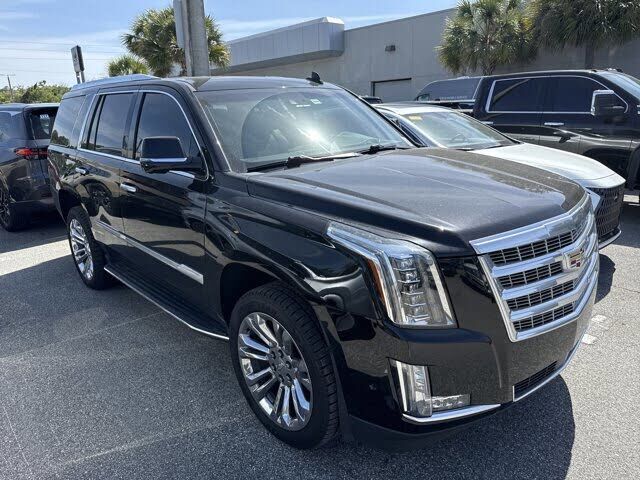 2018 CADILLAC Escalade
