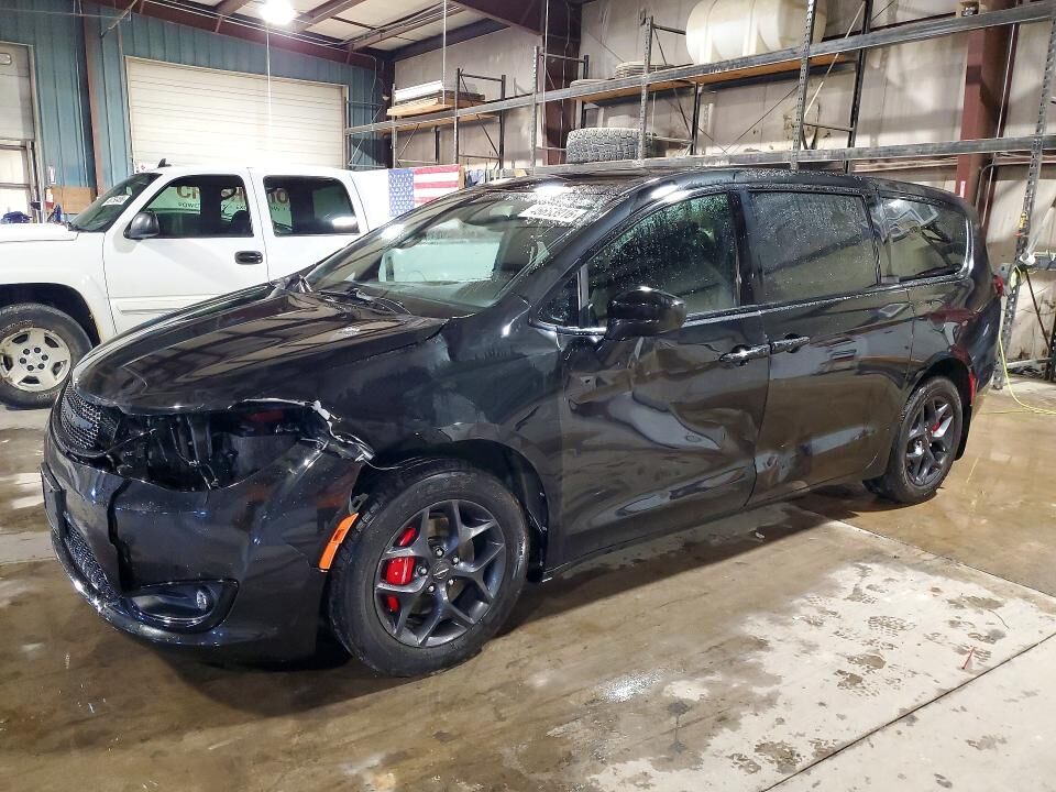 2020 CHRYSLER Pacifica