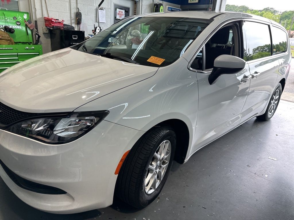 2022 CHRYSLER Pacifica