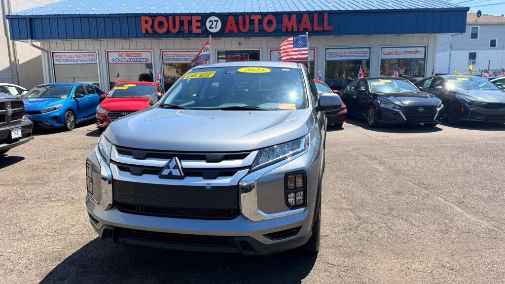 2025 MITSUBISHI Outlander Sport