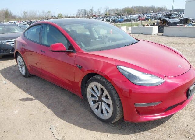 2022 TESLA Model 3
