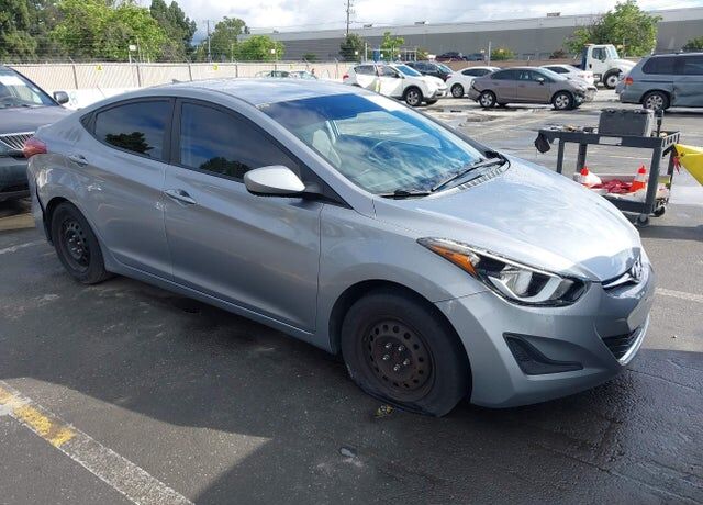 2016 HYUNDAI Elantra